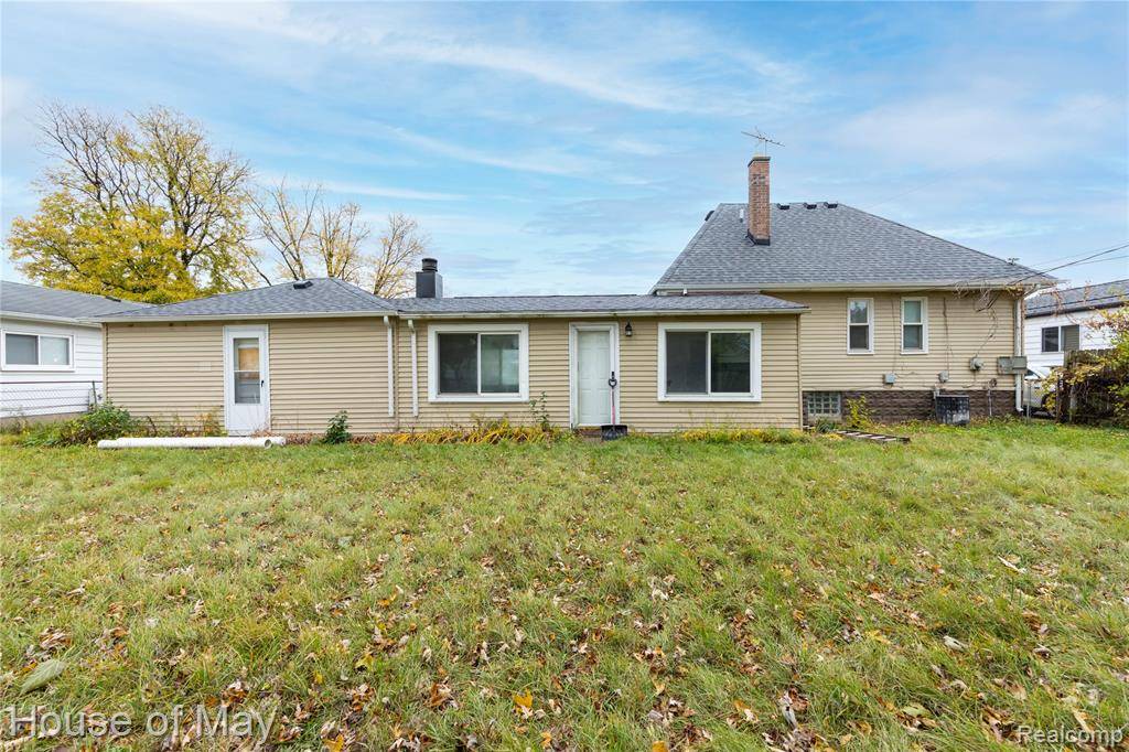Hazel Park, MI 48030,759 E Maxlow Avenue