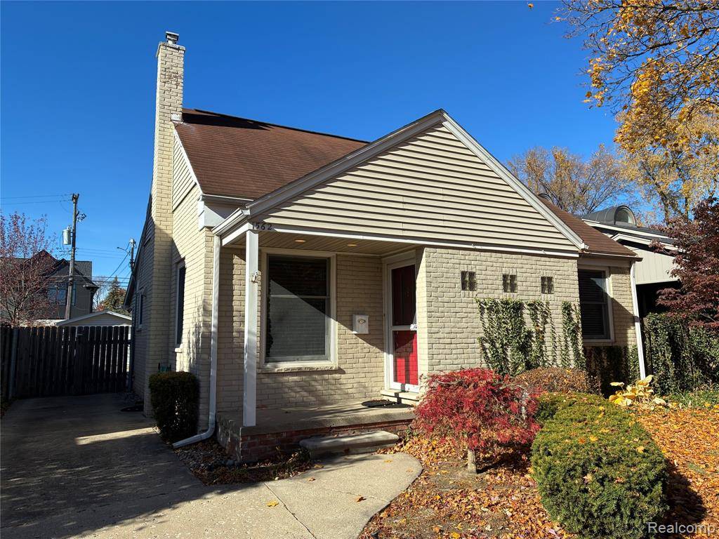 Birmingham, MI 48009,1562 S Bates Street