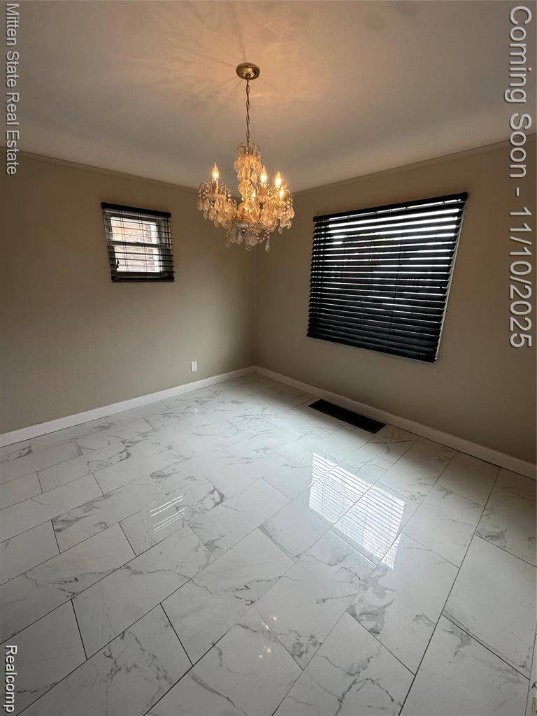 Dearborn, MI 48126,4616 CHOVIN Street