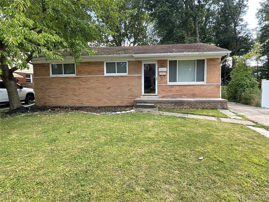 Saint Clair Shores, MI 48080,20308 Shady Lane Avenue