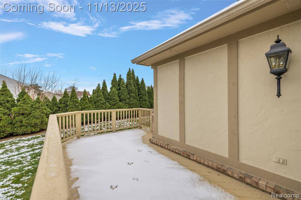 Clinton Twp, MI 48038,42590 Schienle Lane