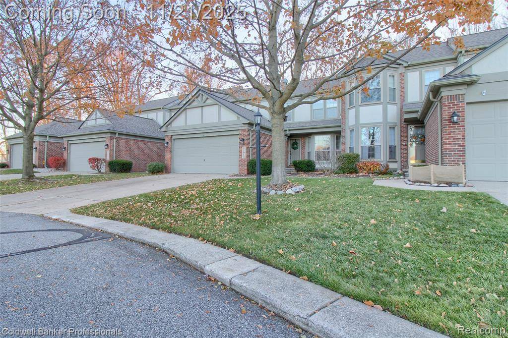 Canton, MI 48188,41816 White Tail Lane