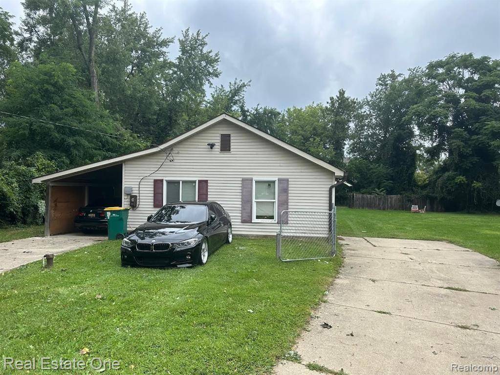 Farmington Hills, MI 48336,29952 ELDRED Street