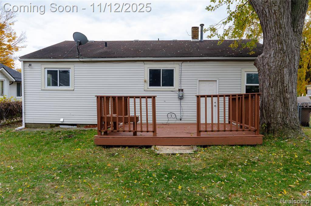 Pontiac, MI 48340,577 Peacock Avenue