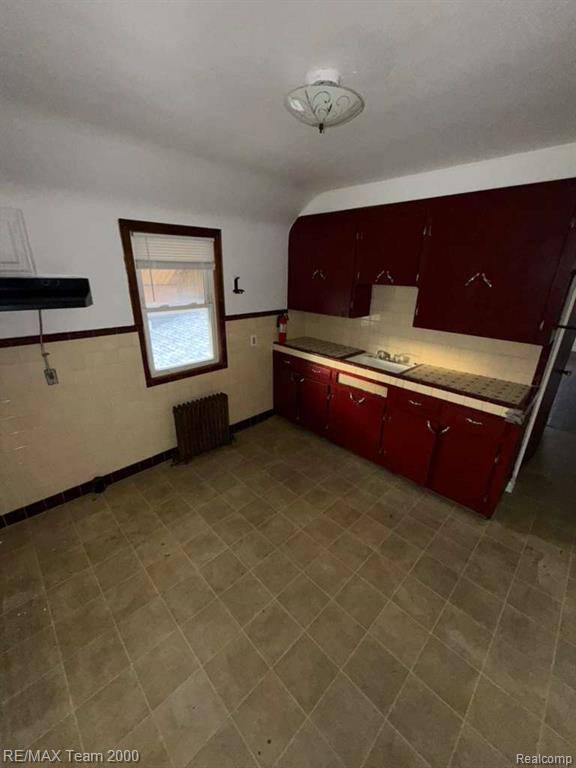 Ecorse, MI 48229,39 Knox Street