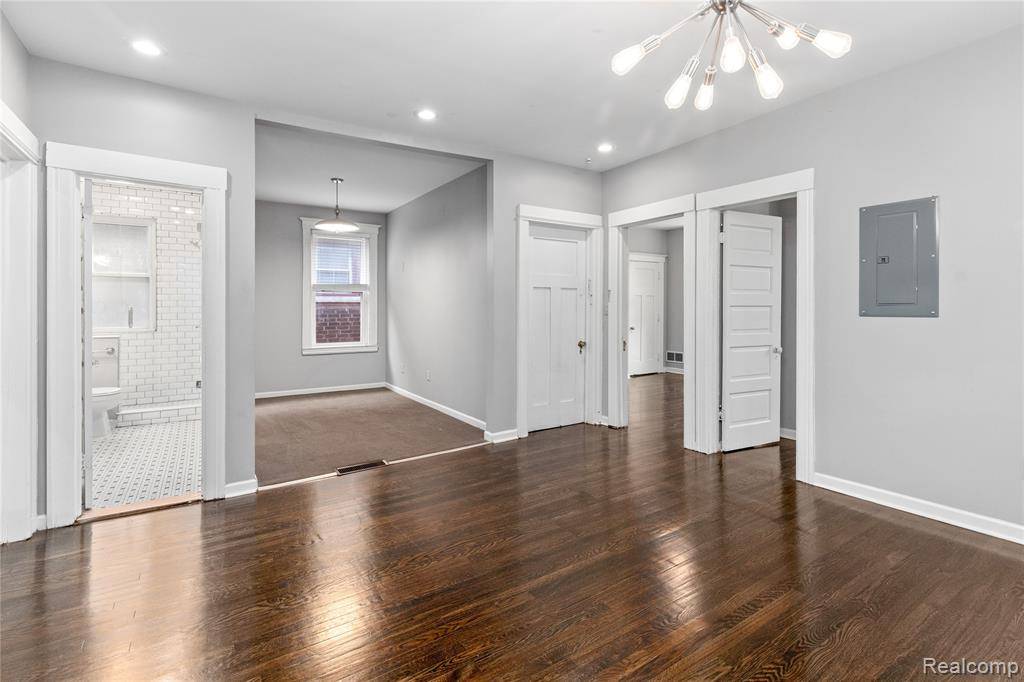 Detroit, MI 48202,310 Hendrie St