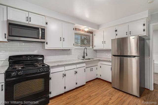 Warren, MI 48089,24310 Rosemarie Avenue