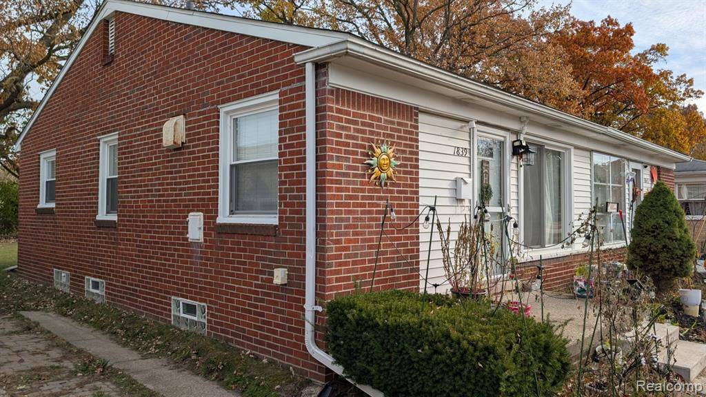 Westland, MI 48186,1839 Ackley Avenue