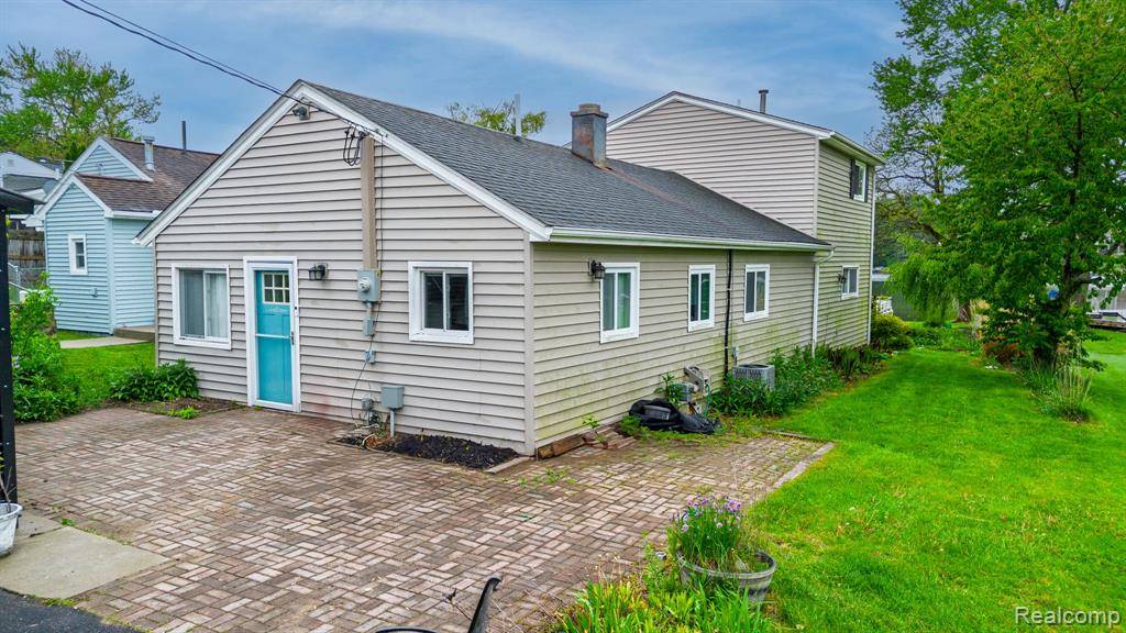 Lake Orion, MI 48362,656 Lawson Drive