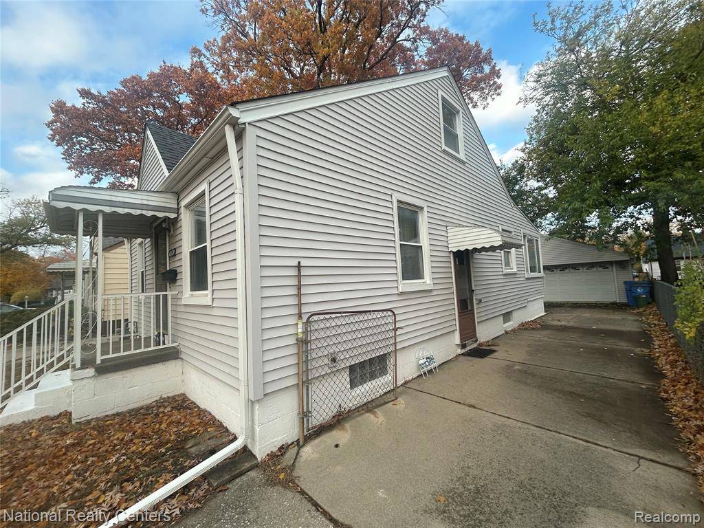 Dearborn Heights, MI 48125,4193 Cornell Street