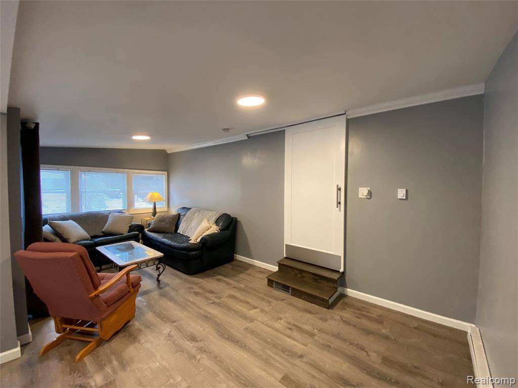 Howell, MI 48843,679 Menominee Drive