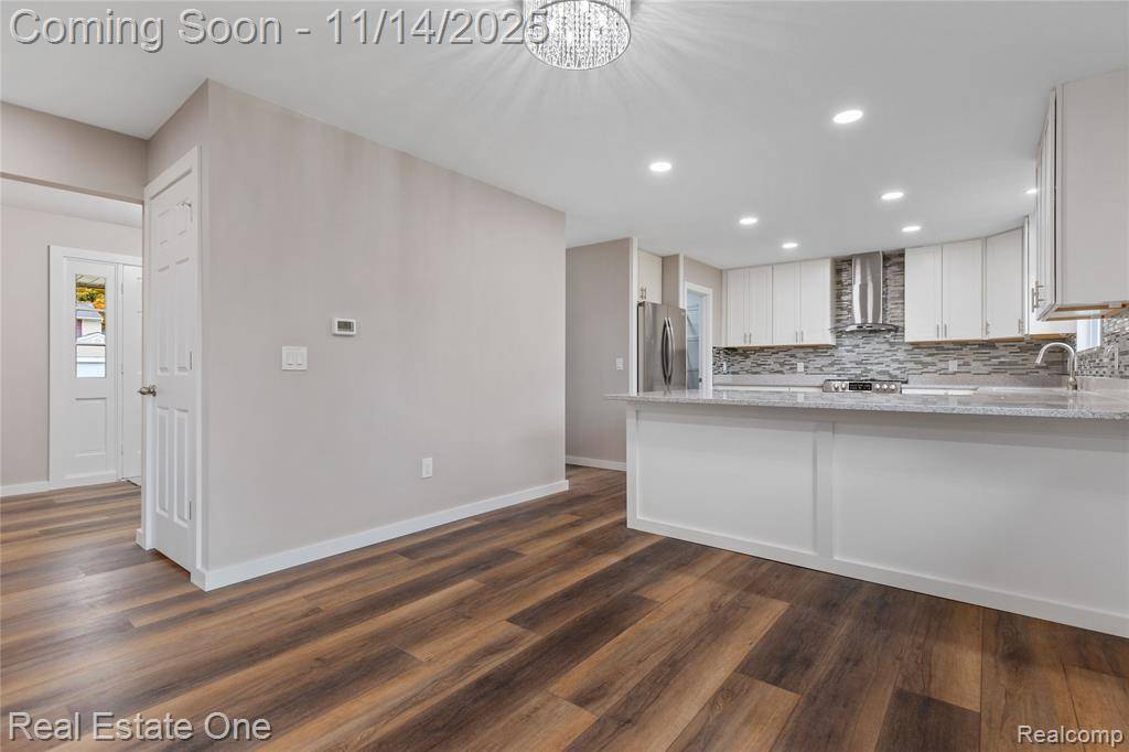 Troy, MI 48085,5842 Marble Drive