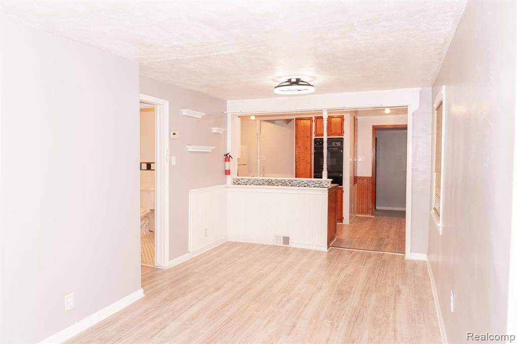 Warren, MI 48091,20870 Curie Avenue