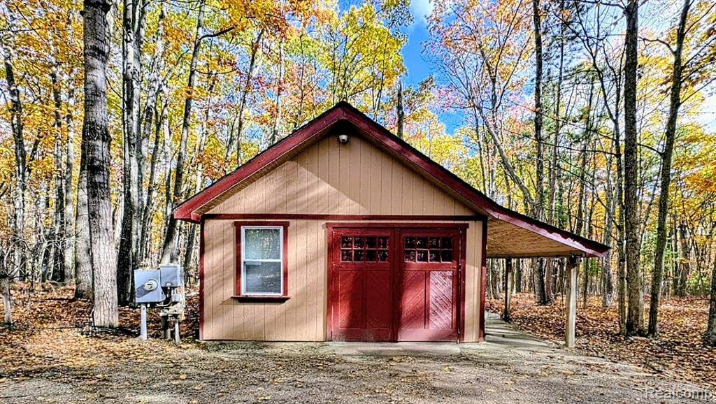 Roscommon, MI,275 E Skyline Drive