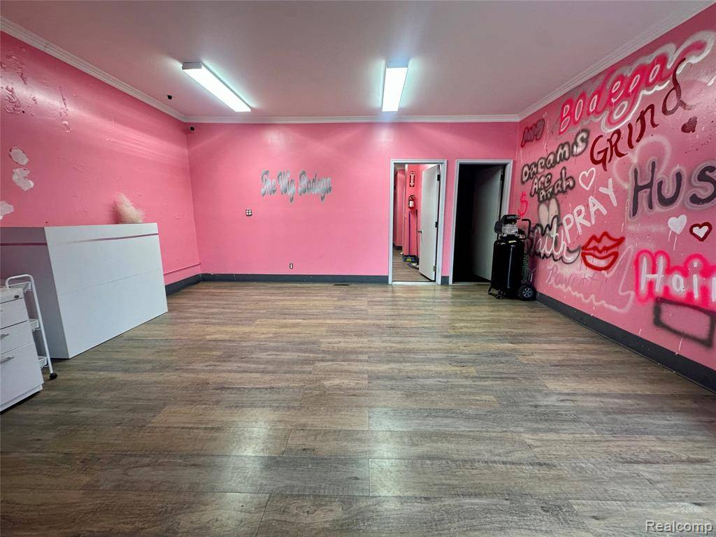 Detroit, MI 48224,15130 E Warren Avenue