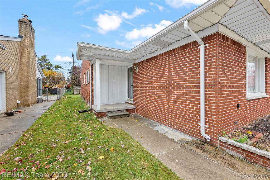 Dearborn Heights, MI 48127,1262 Sherbourne Drive