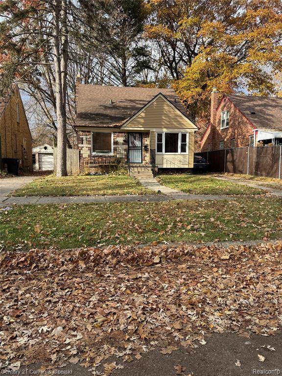 Detroit, MI 48219,16165 W Parkway Street