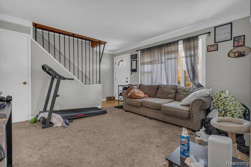 Warren, MI 48089,24505 Berry Avenue