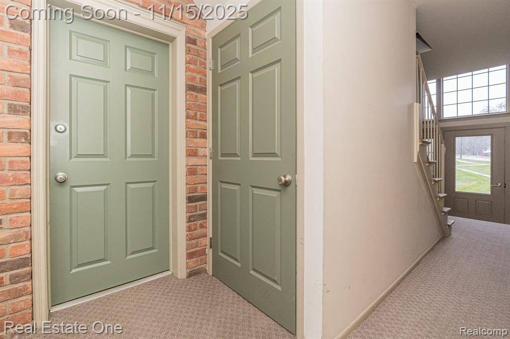 Rochester, MI 48307,436 Romeo Road