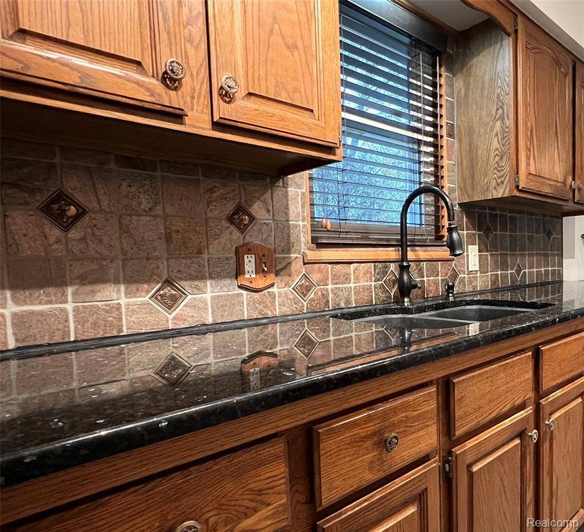 Wayne, MI 48184,36795 Greenbush Road