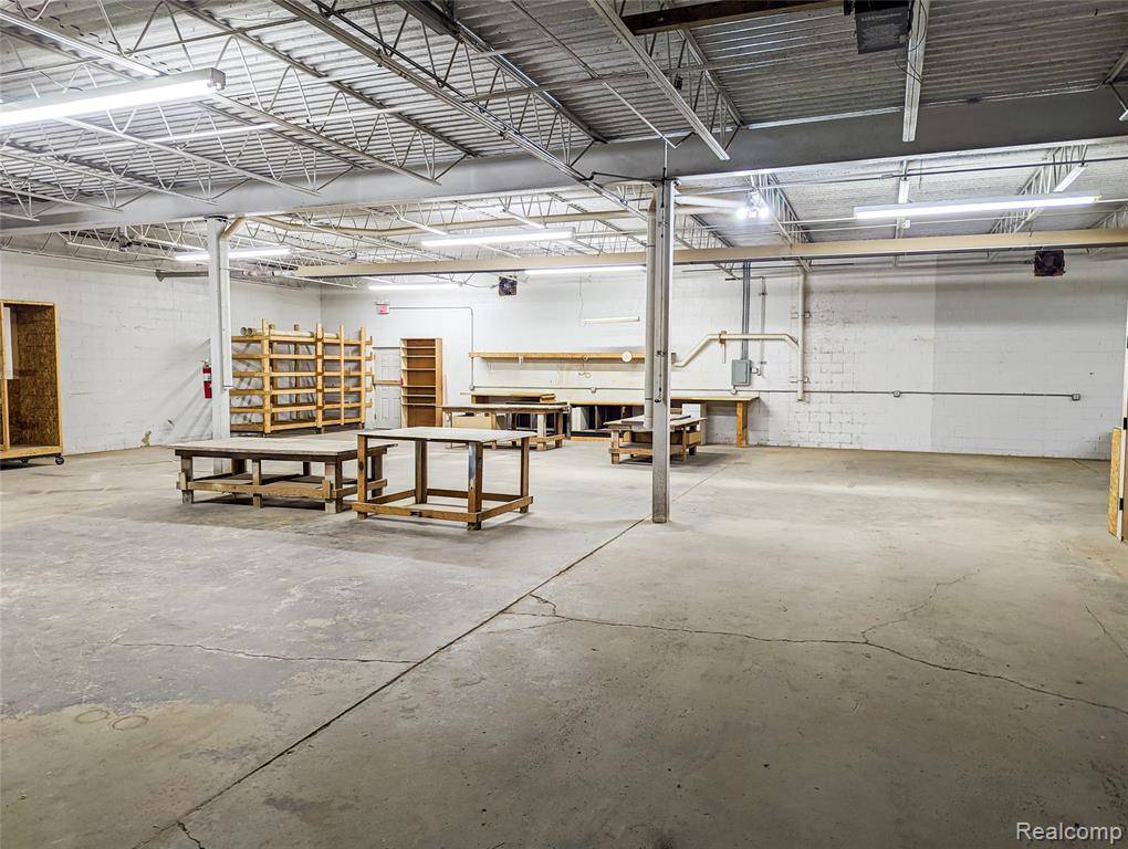 Grand Blanc, MI 48507,2498 Baker Heights