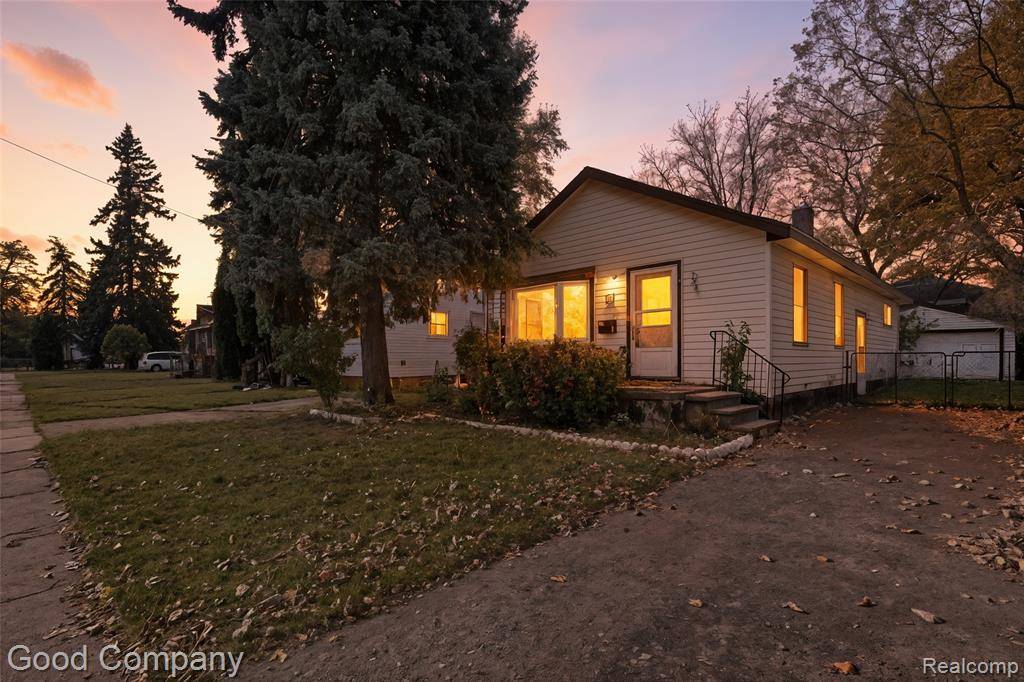 Ferndale, MI 48220,3221 Harris Street