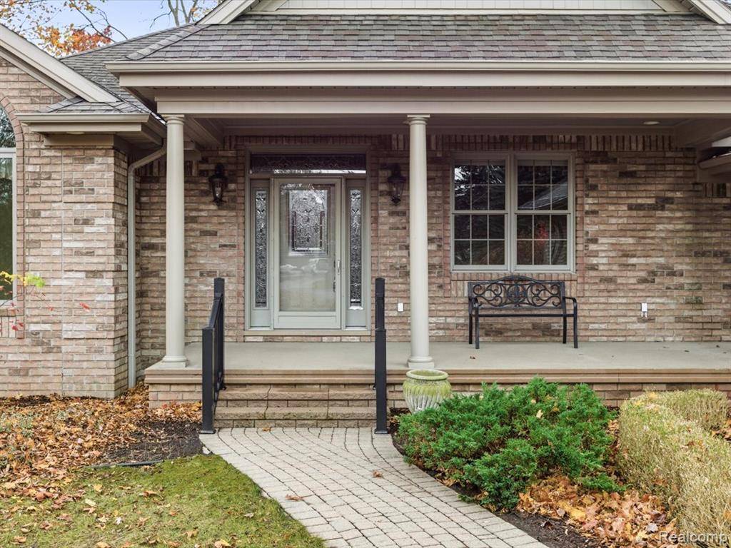 Fort Gratiot, MI 48059,3993 N River Road