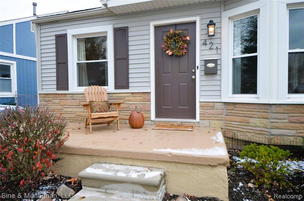 Madison Heights, MI 48071,421 W Kalama S Avenue