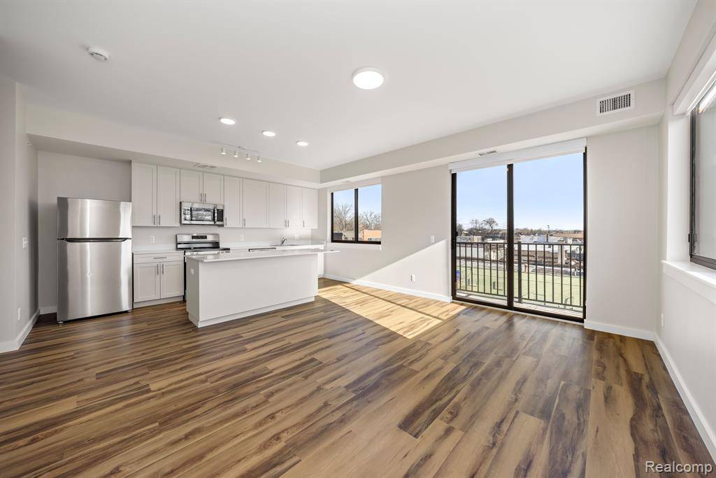 Detroit, MI 48224,16530 Warren Avenue