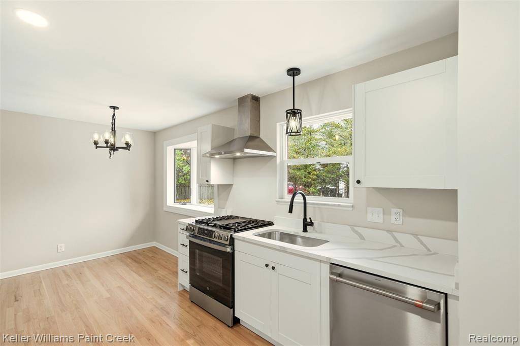 Lake Orion, MI 48362,108 Menasha Trail