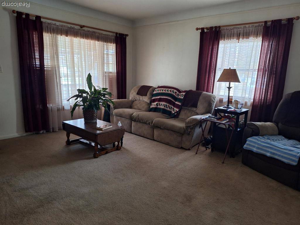 Dearborn Heights, MI 48125,4955 Harding Street