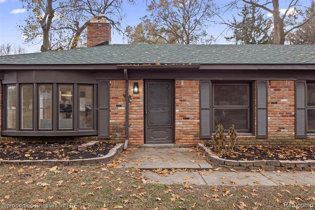 Southfield, MI 48075,20191 Woodburn Drive