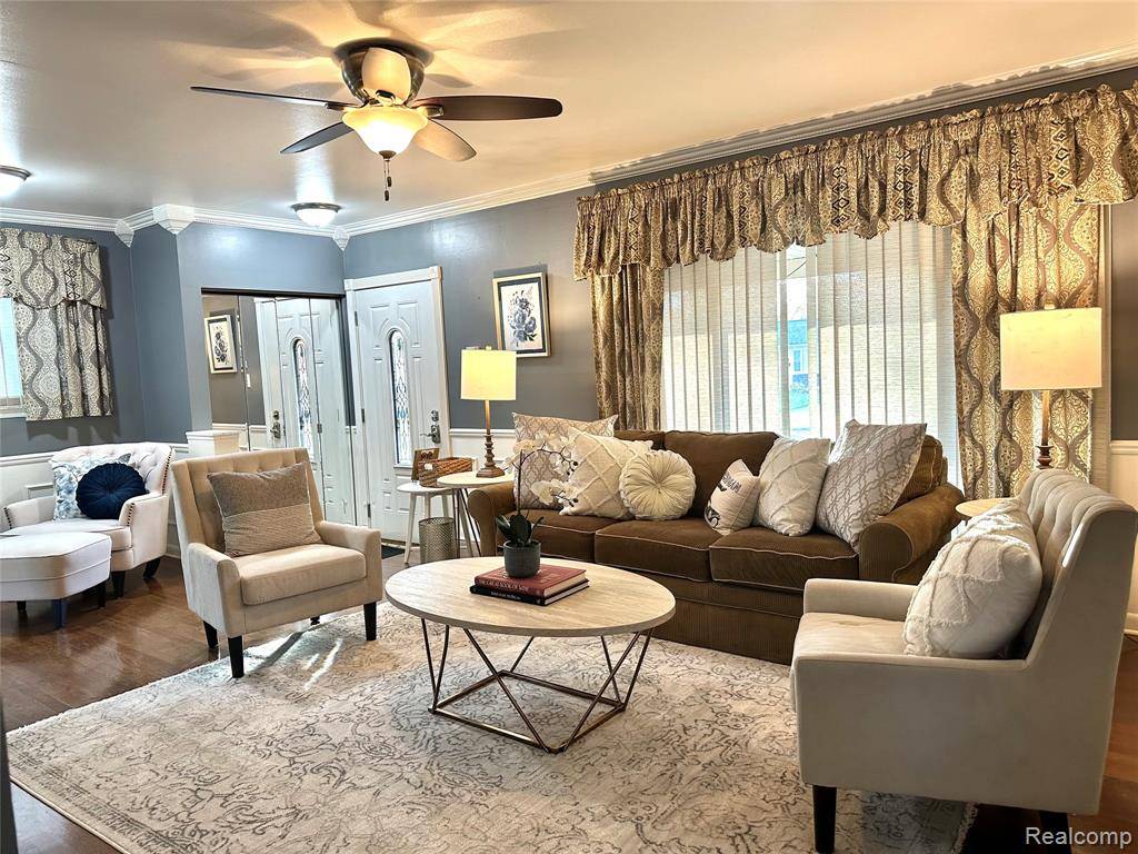 Troy, MI 48083,114 Lyons Drive