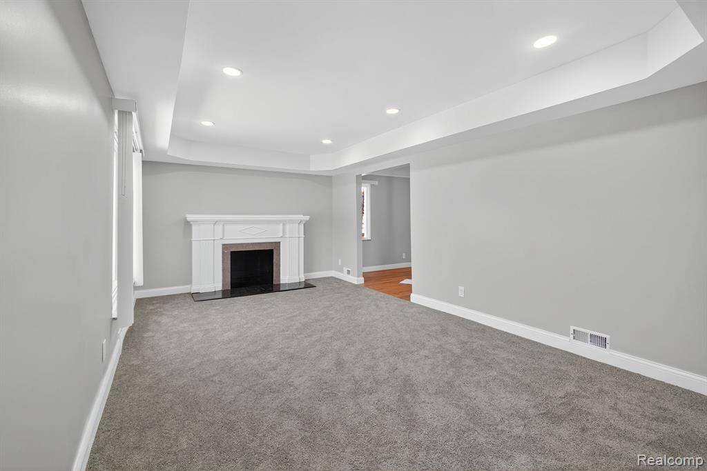 Detroit, MI 48235,18434 Marlowe Street