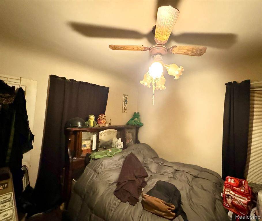 Inkster, MI 48141,28565 FERNWOOD Street