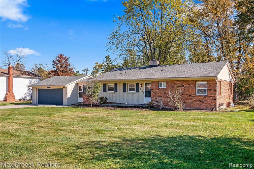 Farmington Hills, MI 48336,22534 Karen Court