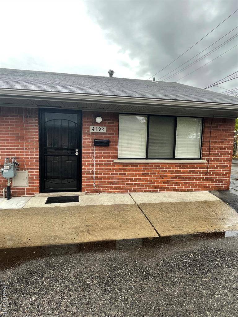 Lincoln Park, MI 48146,4192 Drouillard street 4192 Drouillard