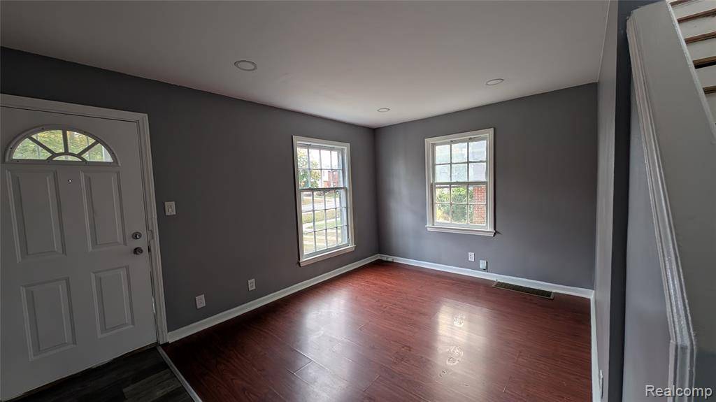 Detroit, MI 48235,16847 Hubbell Street