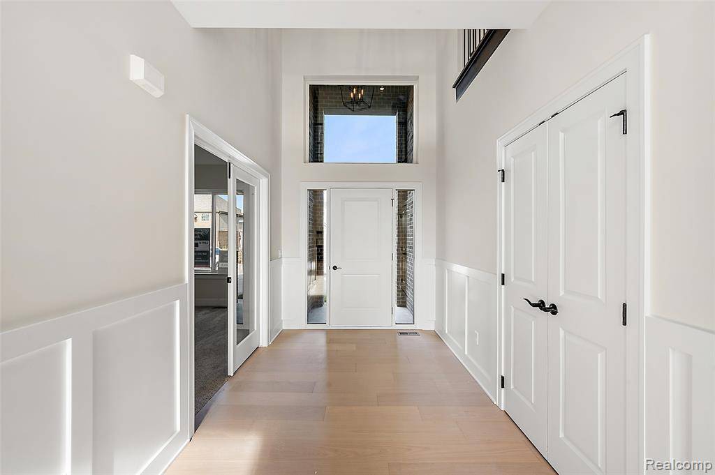 Macomb, MI 48044,18894 Via Firenze Drive