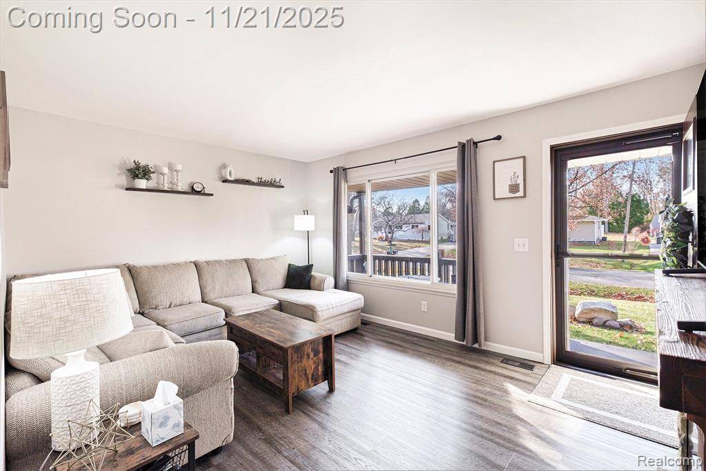 Davison, MI 48423,1517 Mackinaw Drive