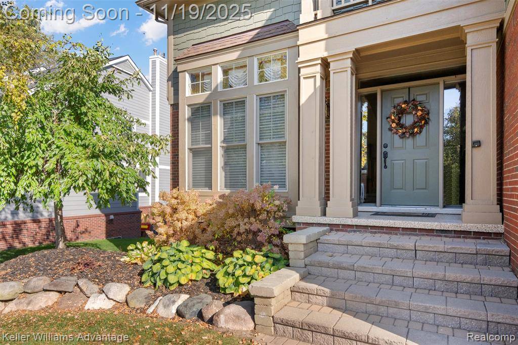 Commerce Twp, MI 48382,6120 Strawberry Circle