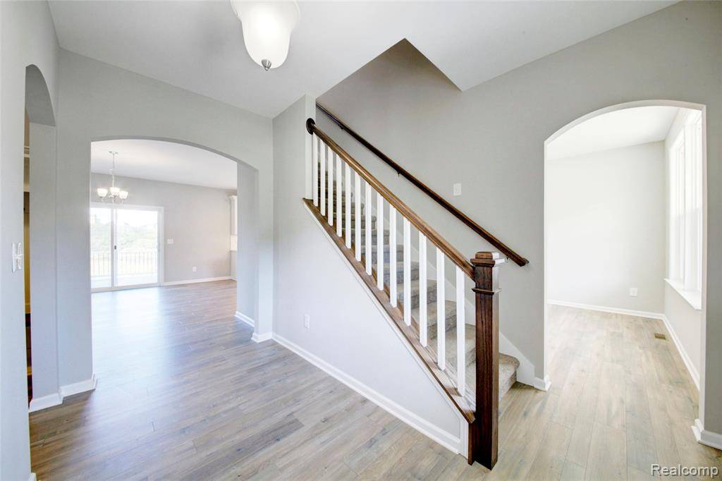 Howell, MI 48843,3040 Bogues View Drive