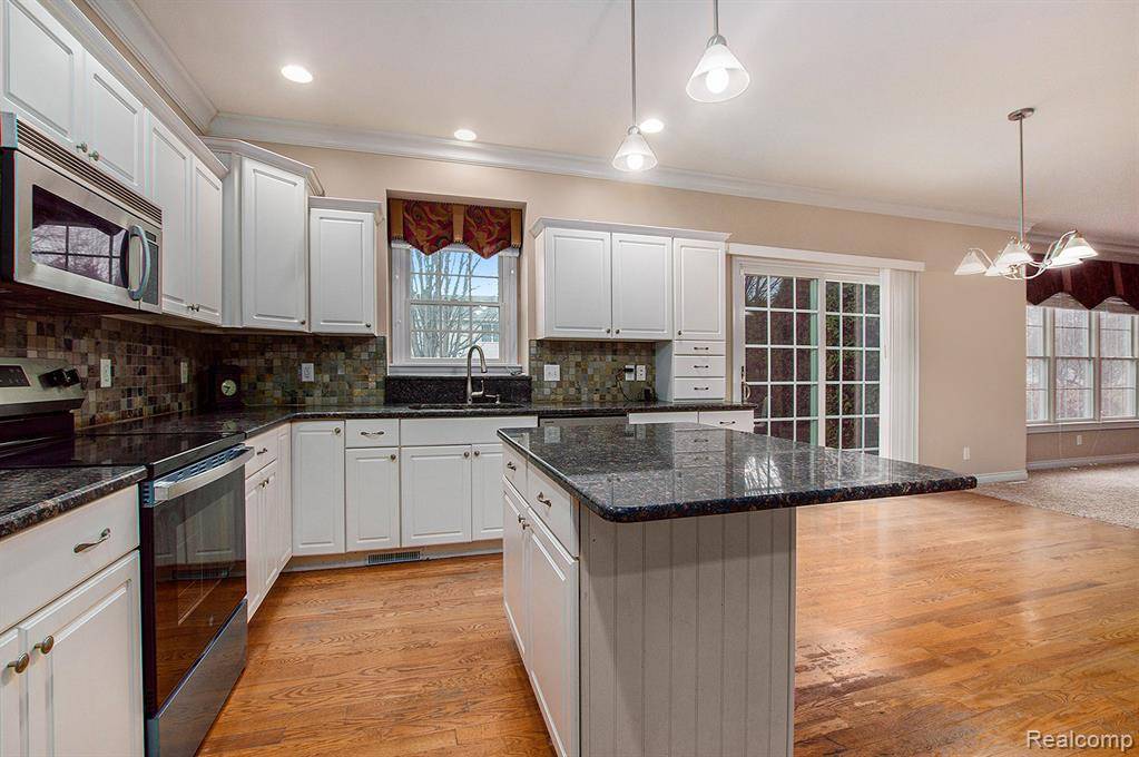 Saginaw, MI 48603,3839 Wild Pine Drive