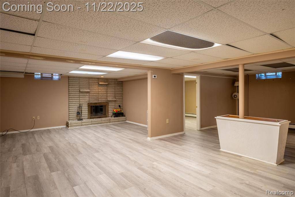 Warren, MI 48093,31029 Wellston Drive