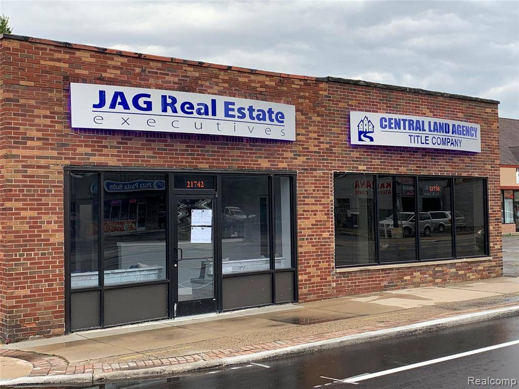 Hazel Park, MI 48030,21738 John R Road