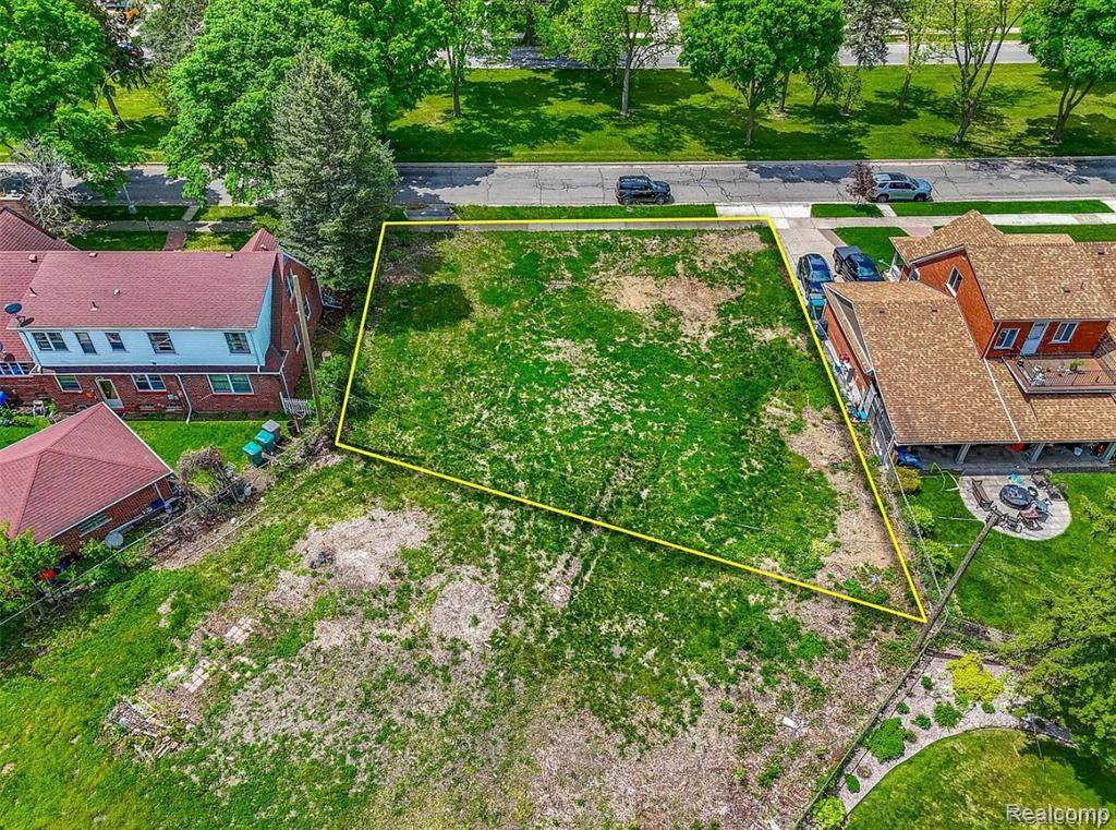 Dearborn, MI 48126,7870 Oakman Street Boulevard