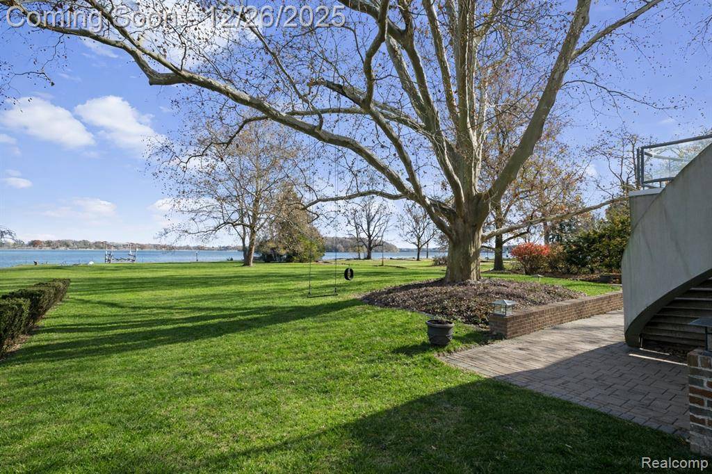 Orchard Lake Village, MI 48324,3317 W Shore Drive