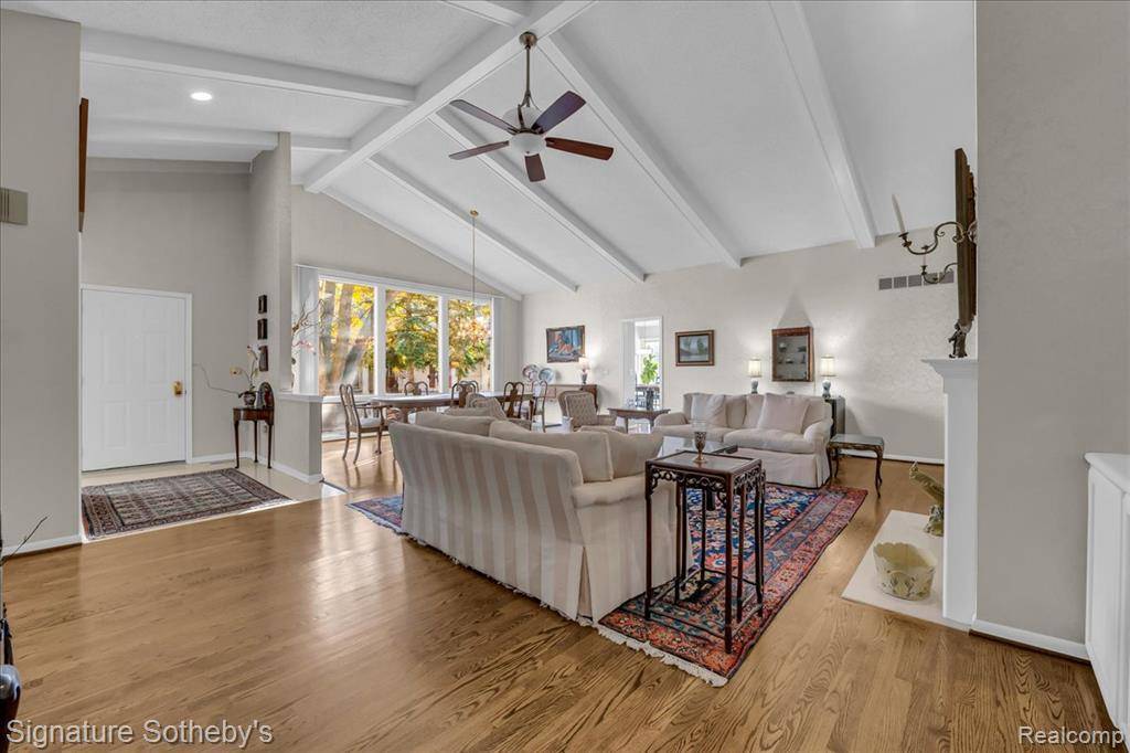 West Bloomfield, MI,7525 Danbury Drive