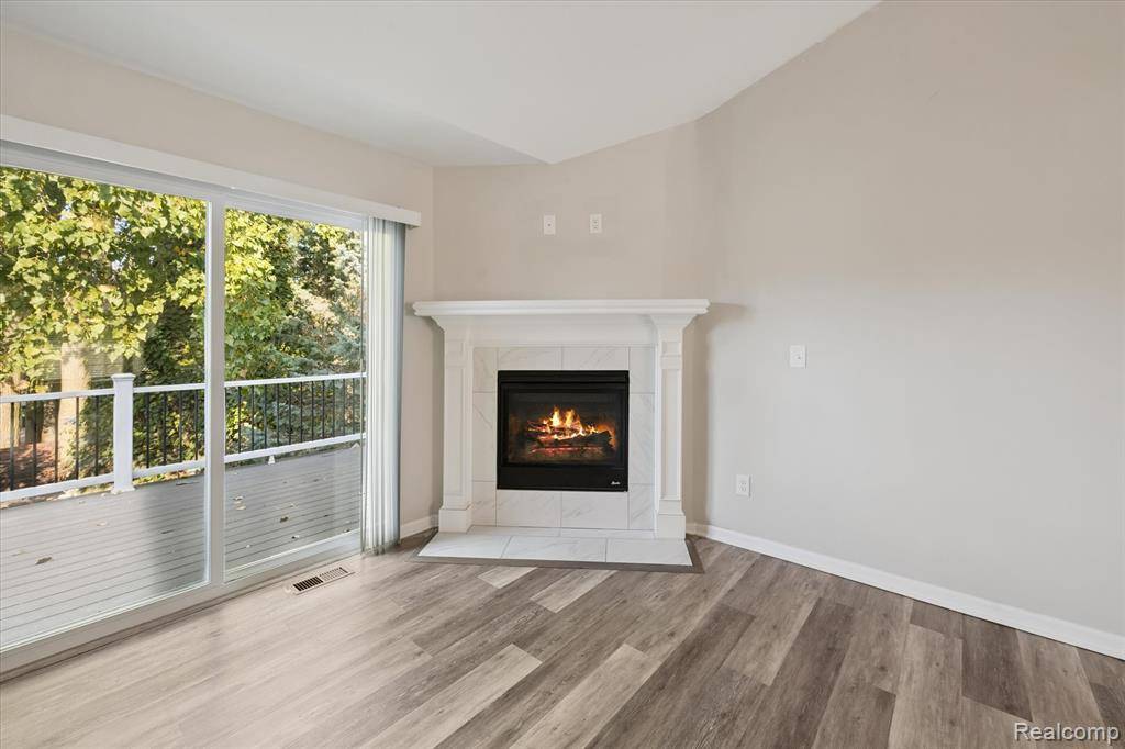 Howell, MI 48843,816 Nelsons Ridge Drive