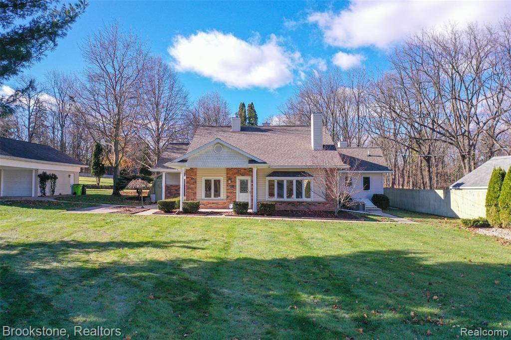 Fenton, MI 48430,614 S East Street